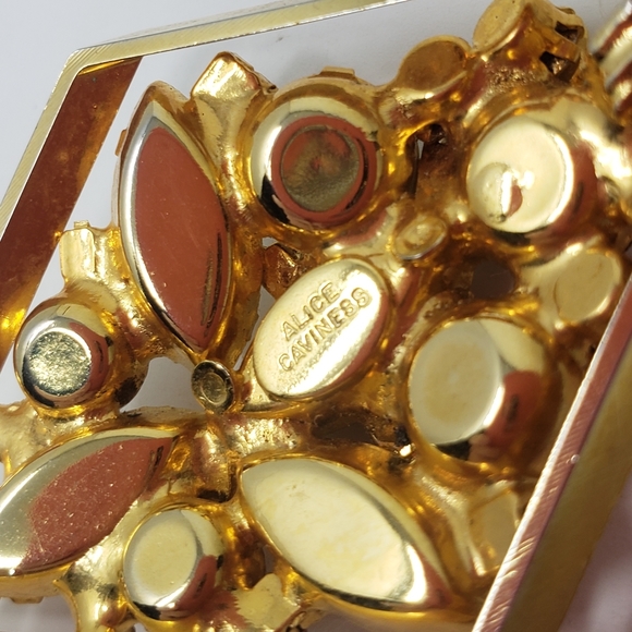 Alice Caviness Necklace Vintage Gold White Tassel - Picture 8 of 8